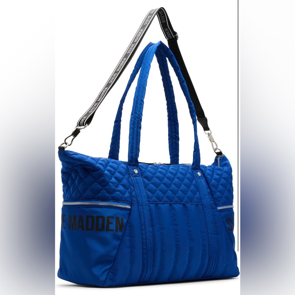 Steve Madden Women's BWYTHE Nylon Quilted Overnighter